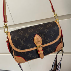 Vintage Monogram Flap Shoulder Bag